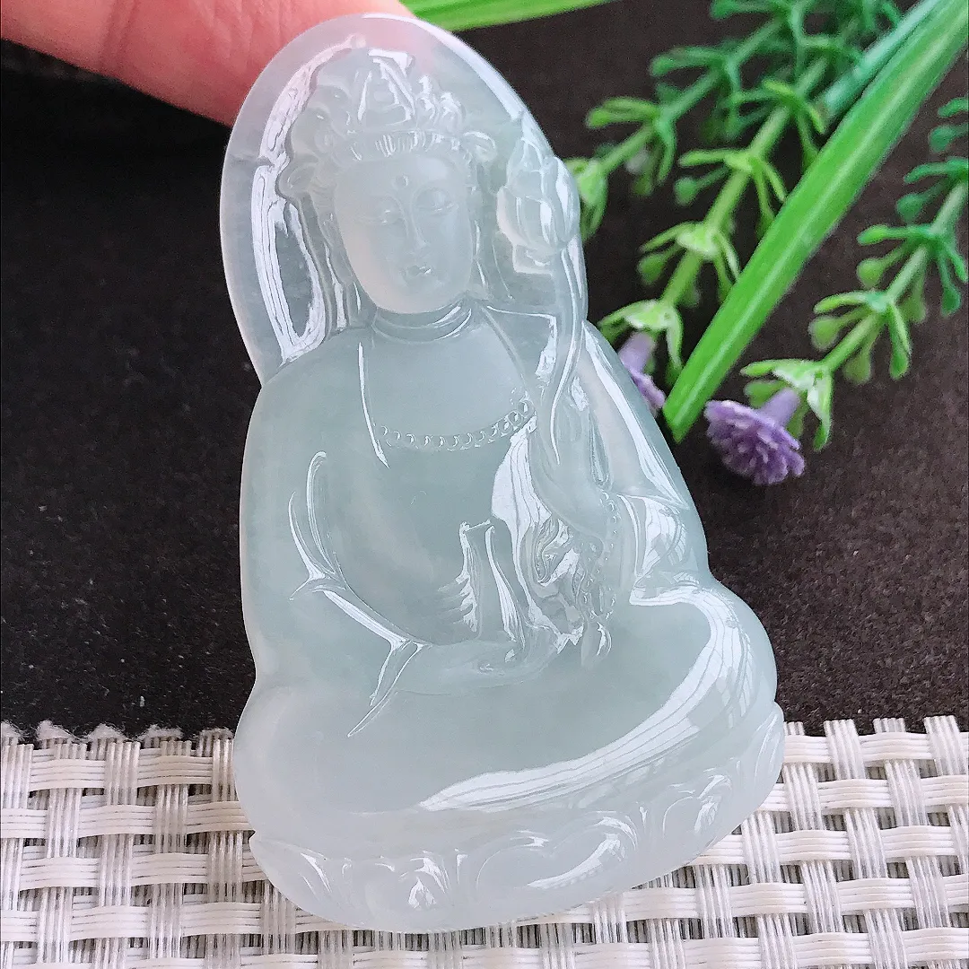 实拍A货翡翠70/42.3/6老坑冰胶果冻冰晴持莲观音吊坠翡翠大势至菩萨挂件