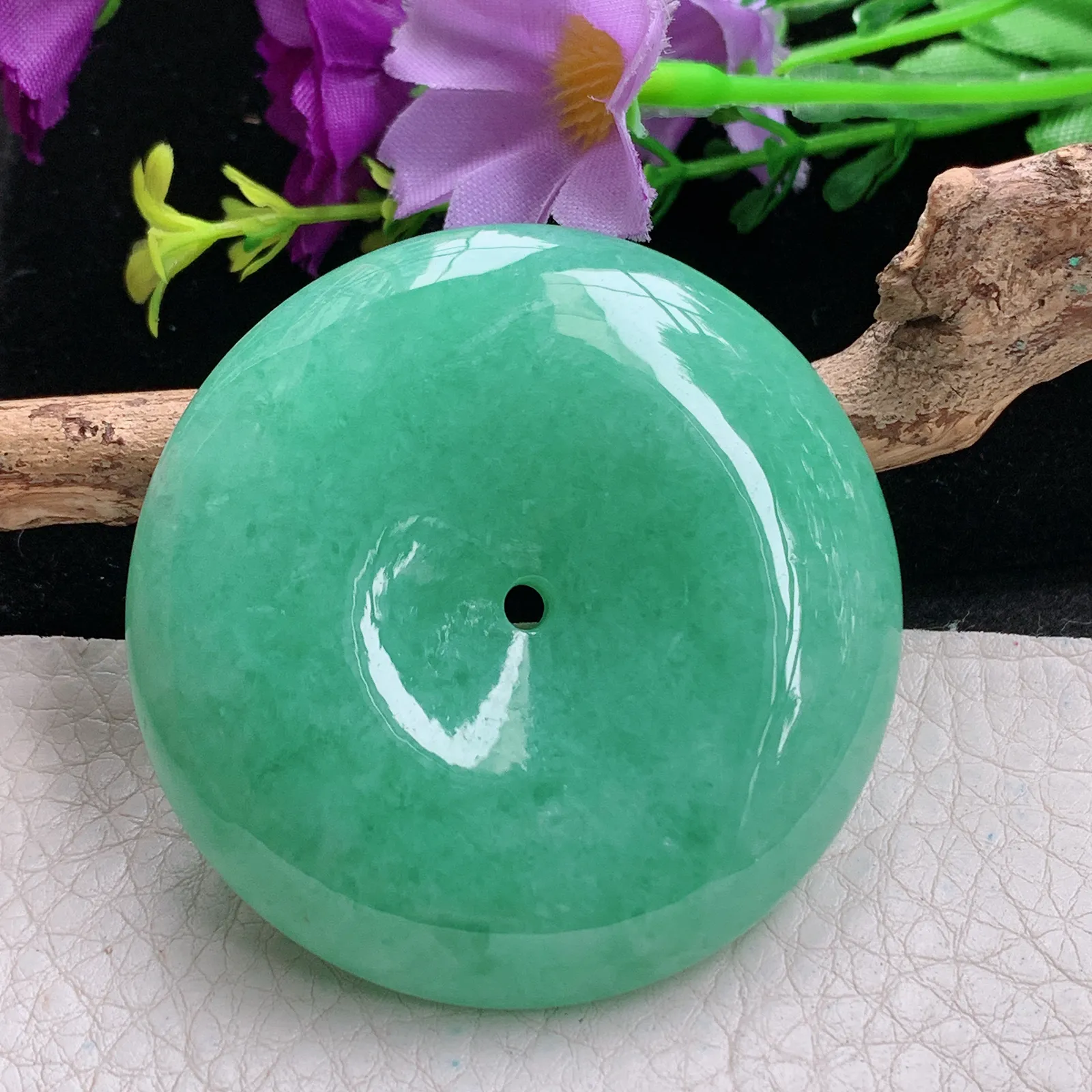 qxm实拍53*11缅甸翡翠精雕满绿大平安扣 大绿扣玉吊坠 玉挂件