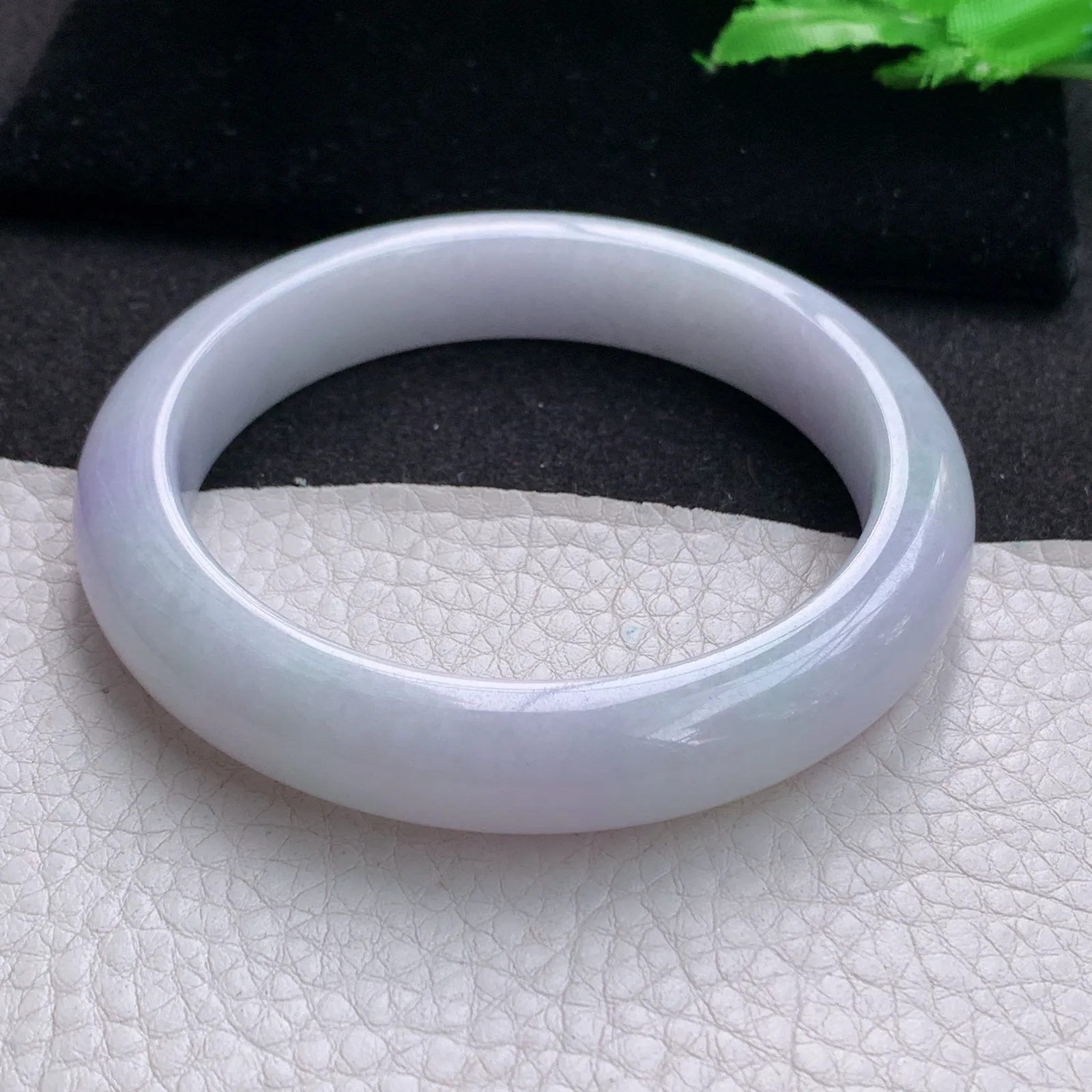 nr大圈口60*12*10平安镯 缅甸翡翠a货玉手镯胶感淡紫宽边玉手环