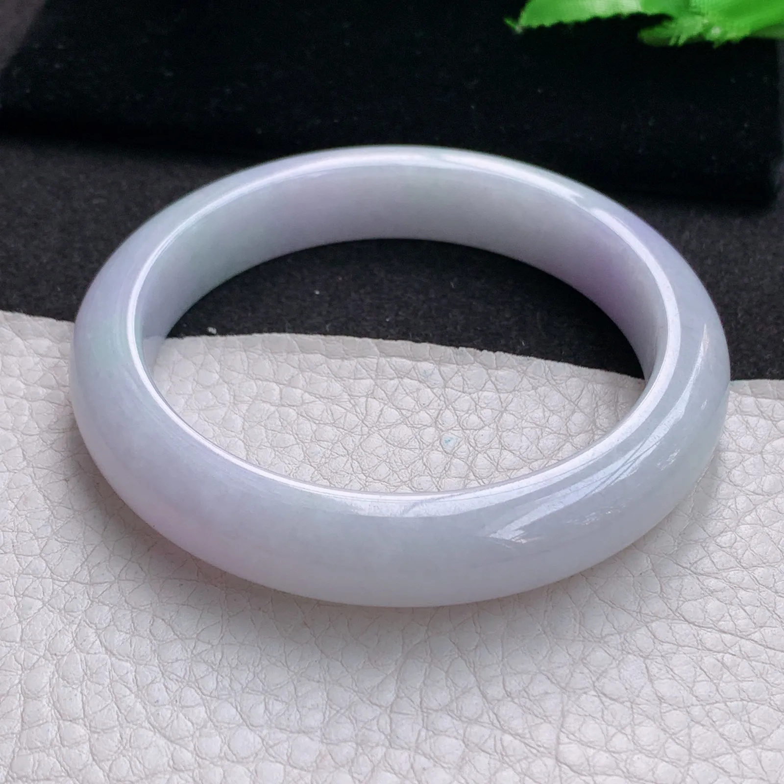 nr大圈口60*12*10平安镯 缅甸翡翠a货玉手镯胶感淡紫宽边玉手环