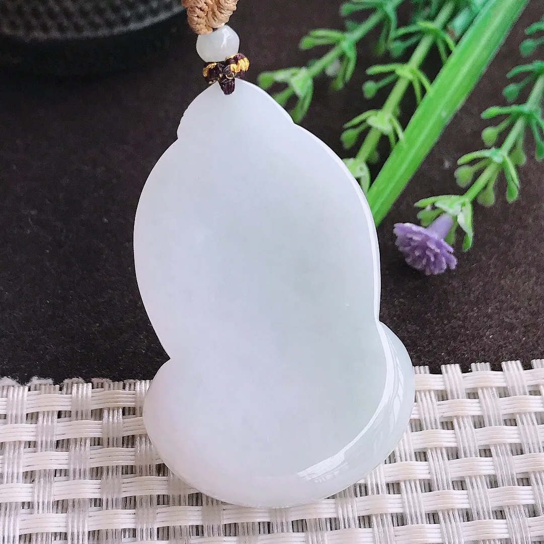 实拍A货翡翠51.8/33.8/10.5老坑秀气温润观音头吊坠翡翠玉牌挂件