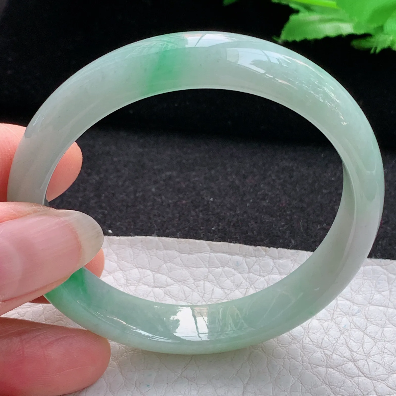 nr实拍54*12*7平安镯 缅甸翡翠a货玉手镯胶感飘绿秀气宽边玉手环