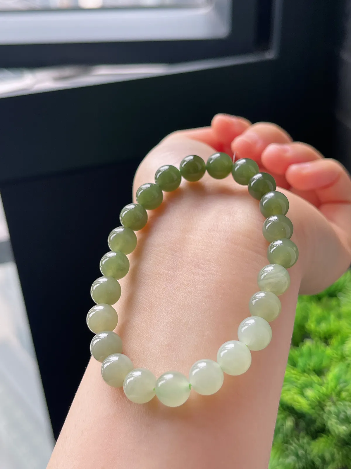 和田玉晴水渐变手串8mm