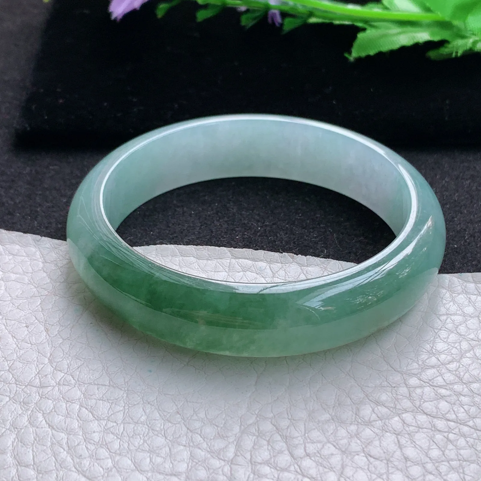 xo实拍56*13.8*7.6平安镯 缅甸翡翠a货玉手镯冰润半山水宽边玉手环