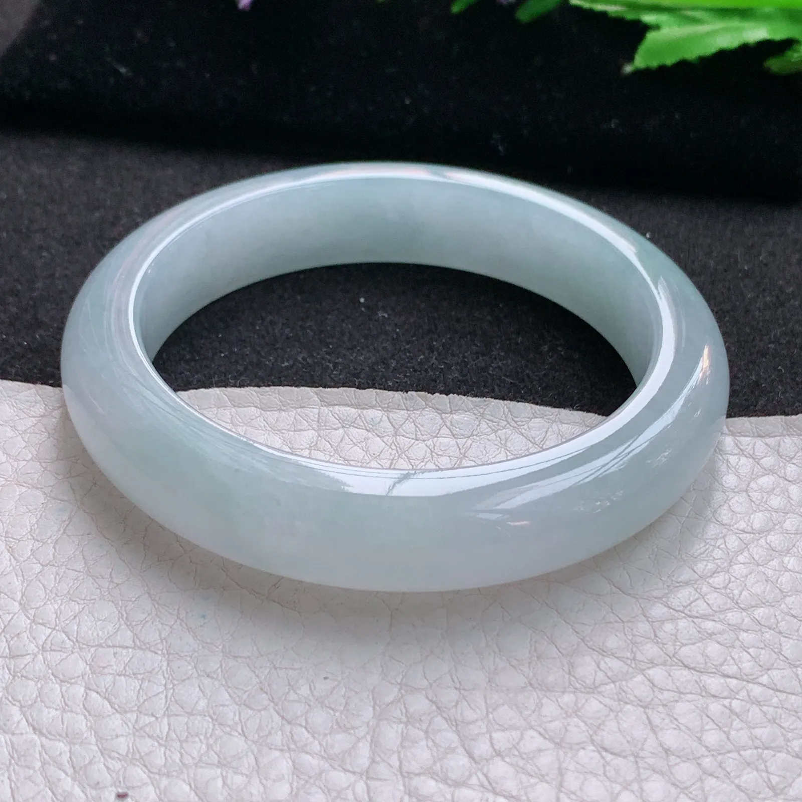 xo实拍56*12*8.8平安镯 缅甸翡翠a货玉手镯天空蓝韵宽边玉手环