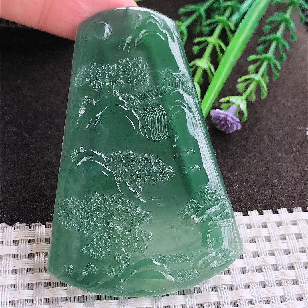 实拍A货翡翠72.7/48.7/4.6老坑冰透起胶满色蓝韵山水牌吊坠翡翠玉牌挂件