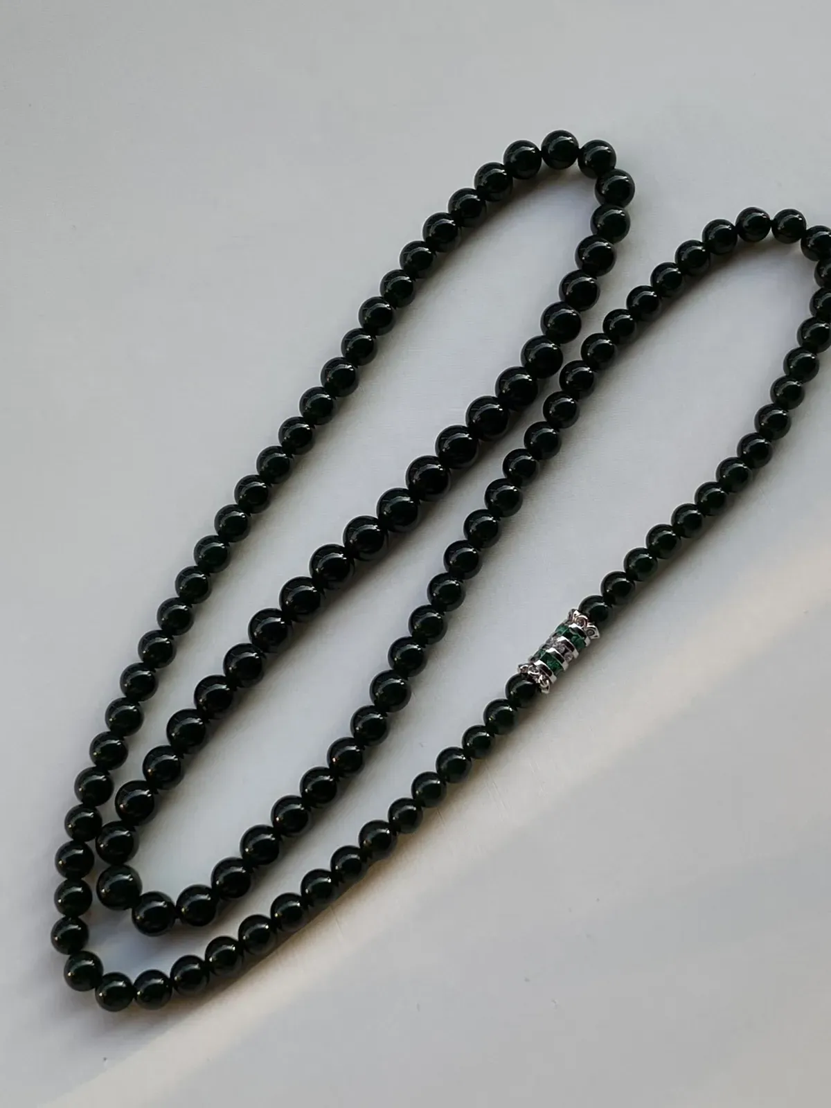 墨翠【108颗珠链】细腻干净、黑度好，性价比高，雕工精湛，打灯透绿.