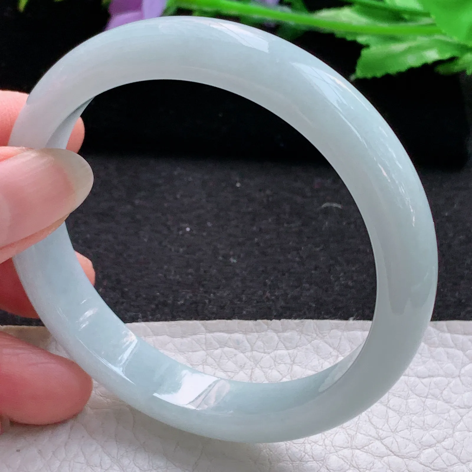 ee实拍58.7*12*7.5平安镯 缅甸翡翠a货玉手镯胶感浅绿宽边玉手环