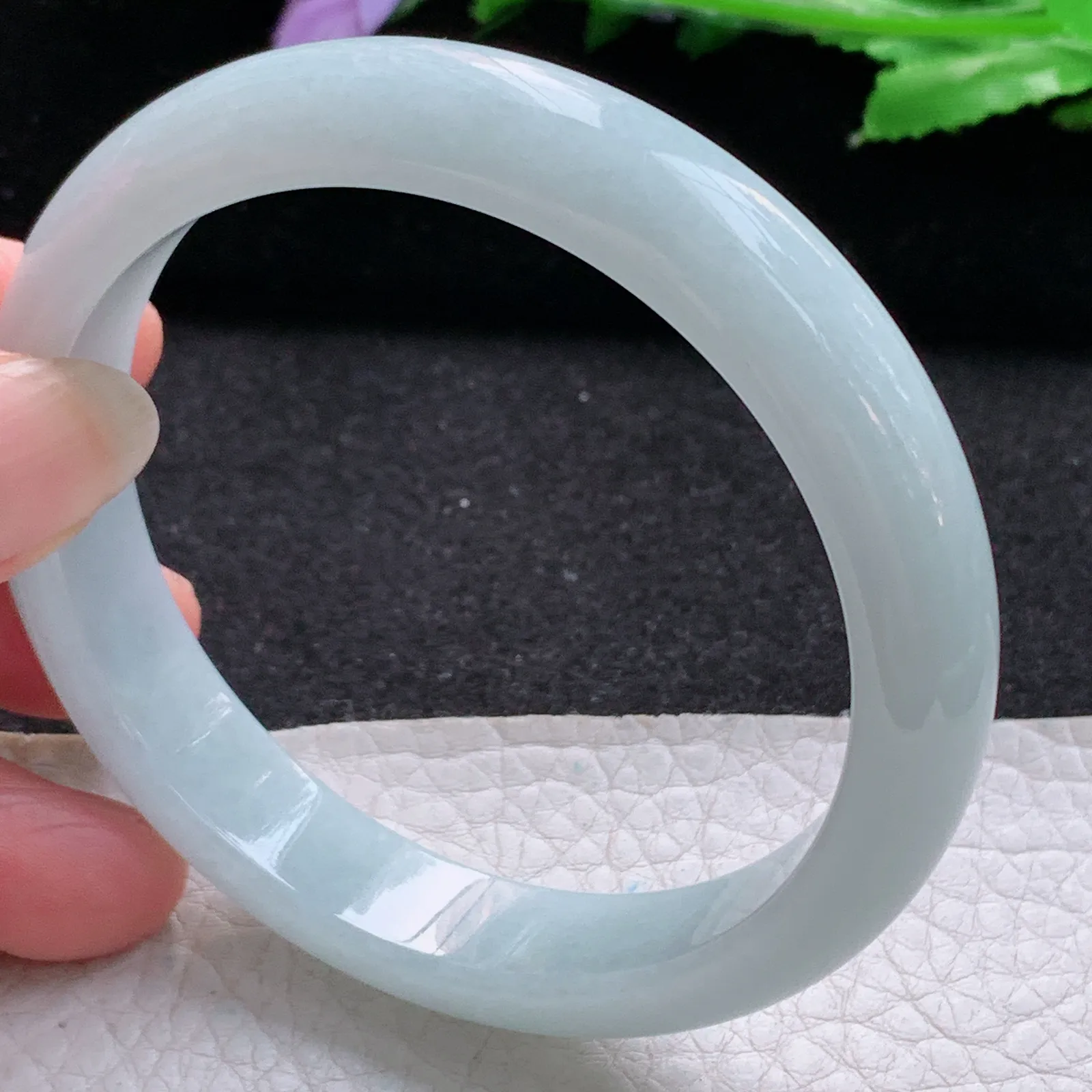 ee实拍58.7*12*7.5平安镯 缅甸翡翠a货玉手镯胶感浅绿宽边玉手环