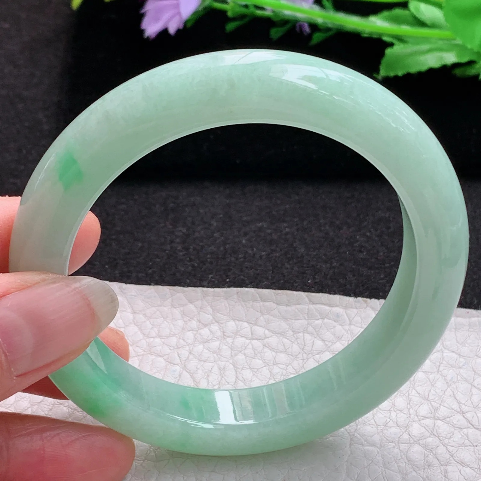 nr实拍58*12*9.6平安镯 缅甸翡翠a货玉手镯胶感飘绿宽边玉手环