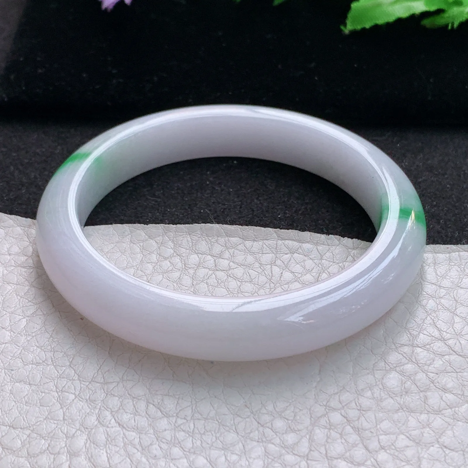 ss实拍56*10.7*8.2平安镯 缅甸翡翠a货玉手镯飘绿清爽宽边玉手环