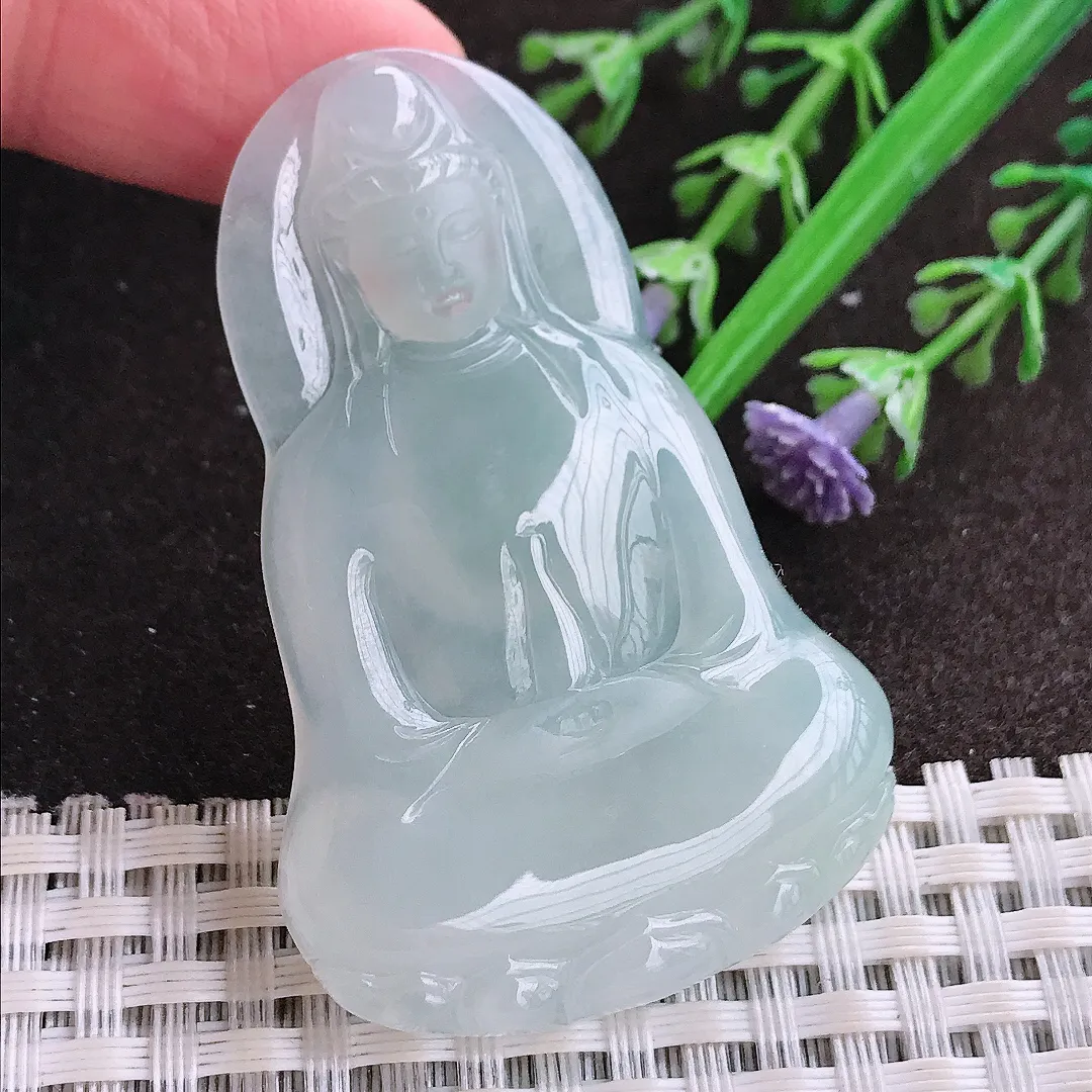 实拍A货翡翠55/36/5.8老坑冰胶水灵冰晴素衣观音吊坠翡翠玉牌挂件