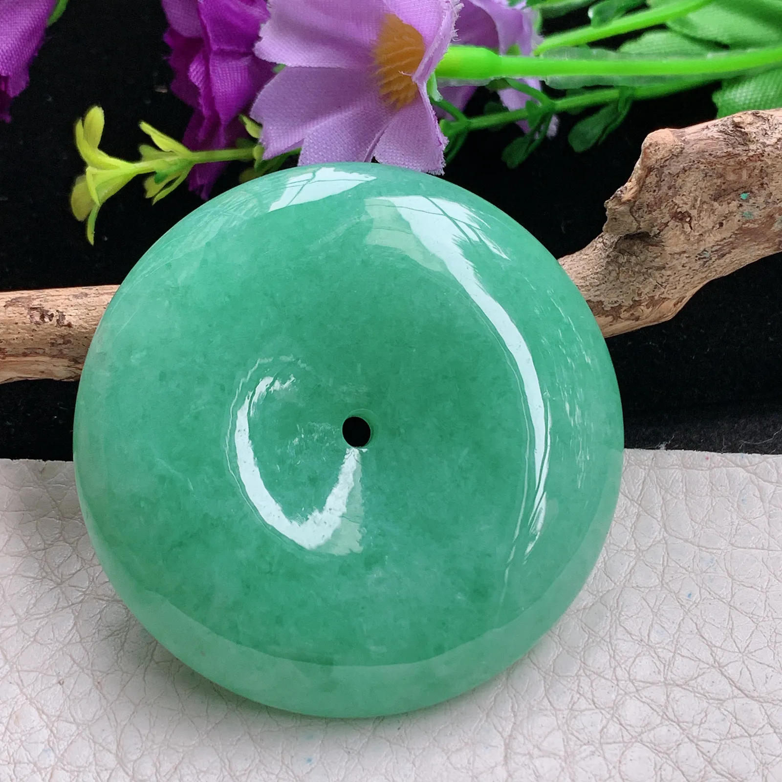 qxm实拍53*11缅甸翡翠精雕满绿大平安扣 大绿扣玉吊坠 玉挂件