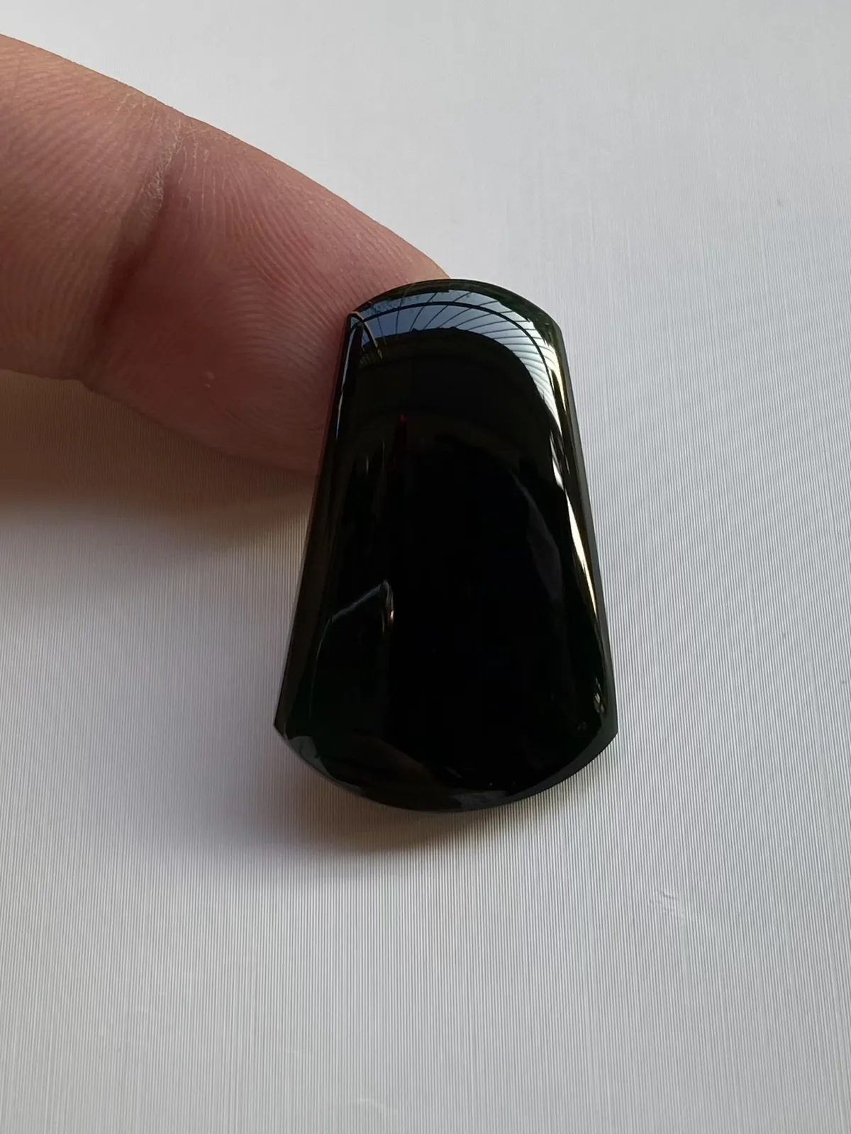 墨翠【平安无事牌】细腻干净、黑度好，性价比高，雕工精湛，打灯透绿.