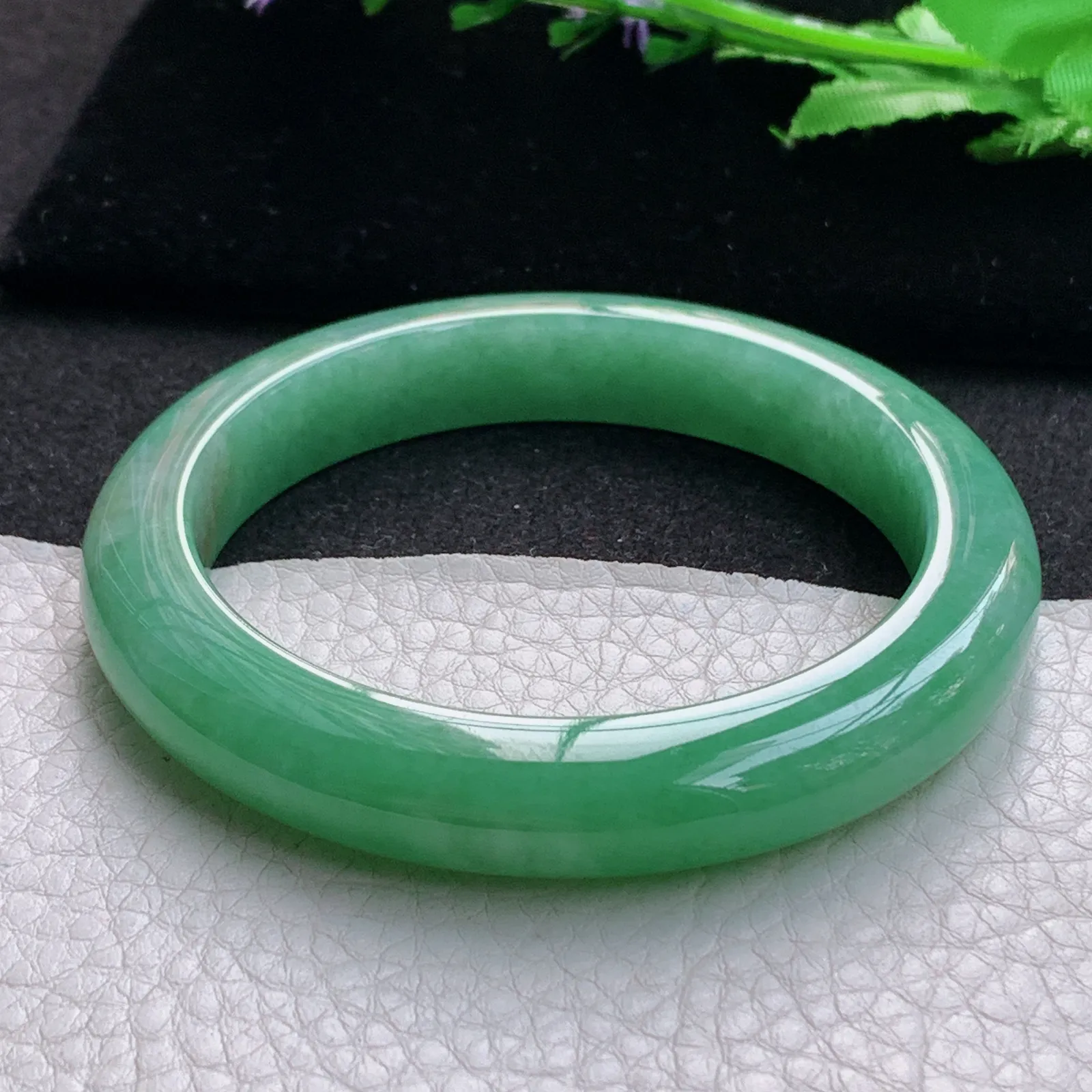 nr大圈口59.5*11*9.5平安镯 缅甸翡翠a货玉手镯胶感满绿宽边玉手环
