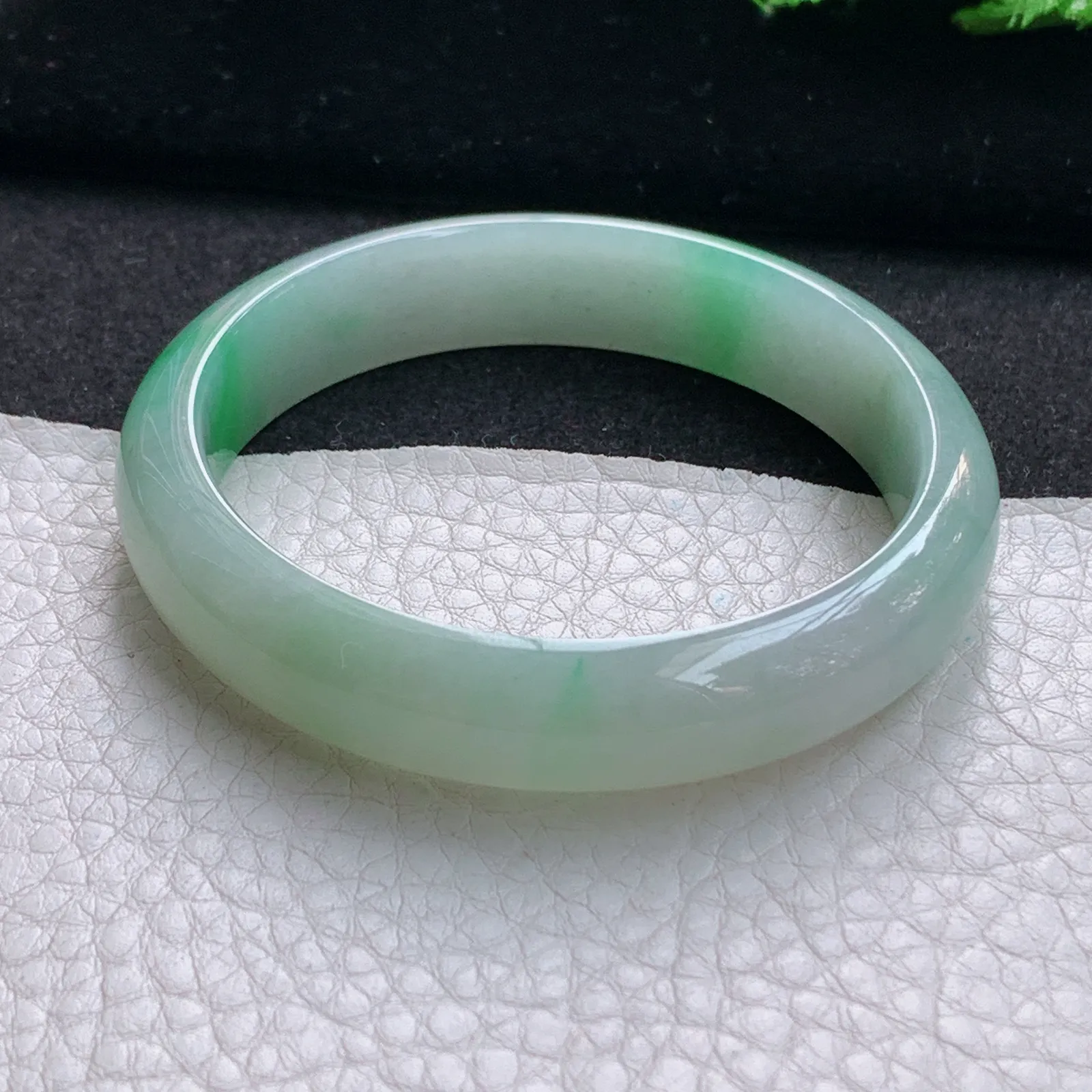 nr实拍54*12*7平安镯 缅甸翡翠a货玉手镯胶感飘绿秀气宽边玉手环