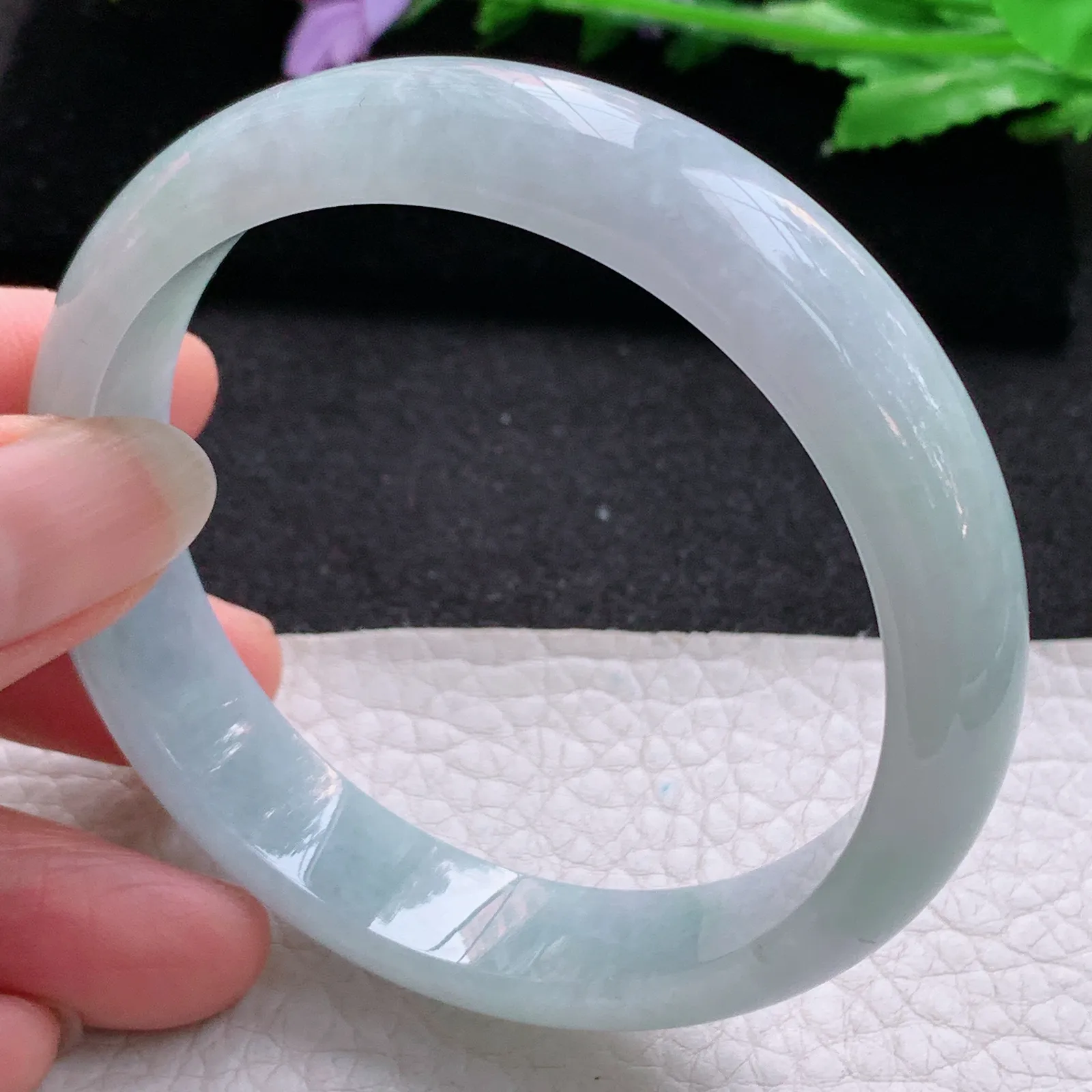 ee实拍59.5*13.5*7.3平安镯 缅甸翡翠a货玉手镯胶感浅绿宽边玉手环