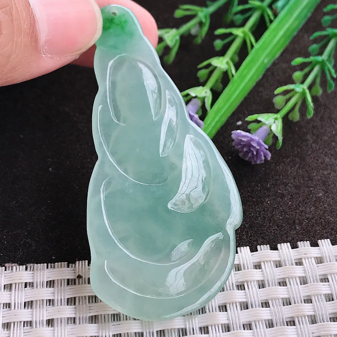 实拍A货翡翠65/31/4.6老坑冰胶水灵冰晴绿赐福观音吊坠翡翠玉牌挂件