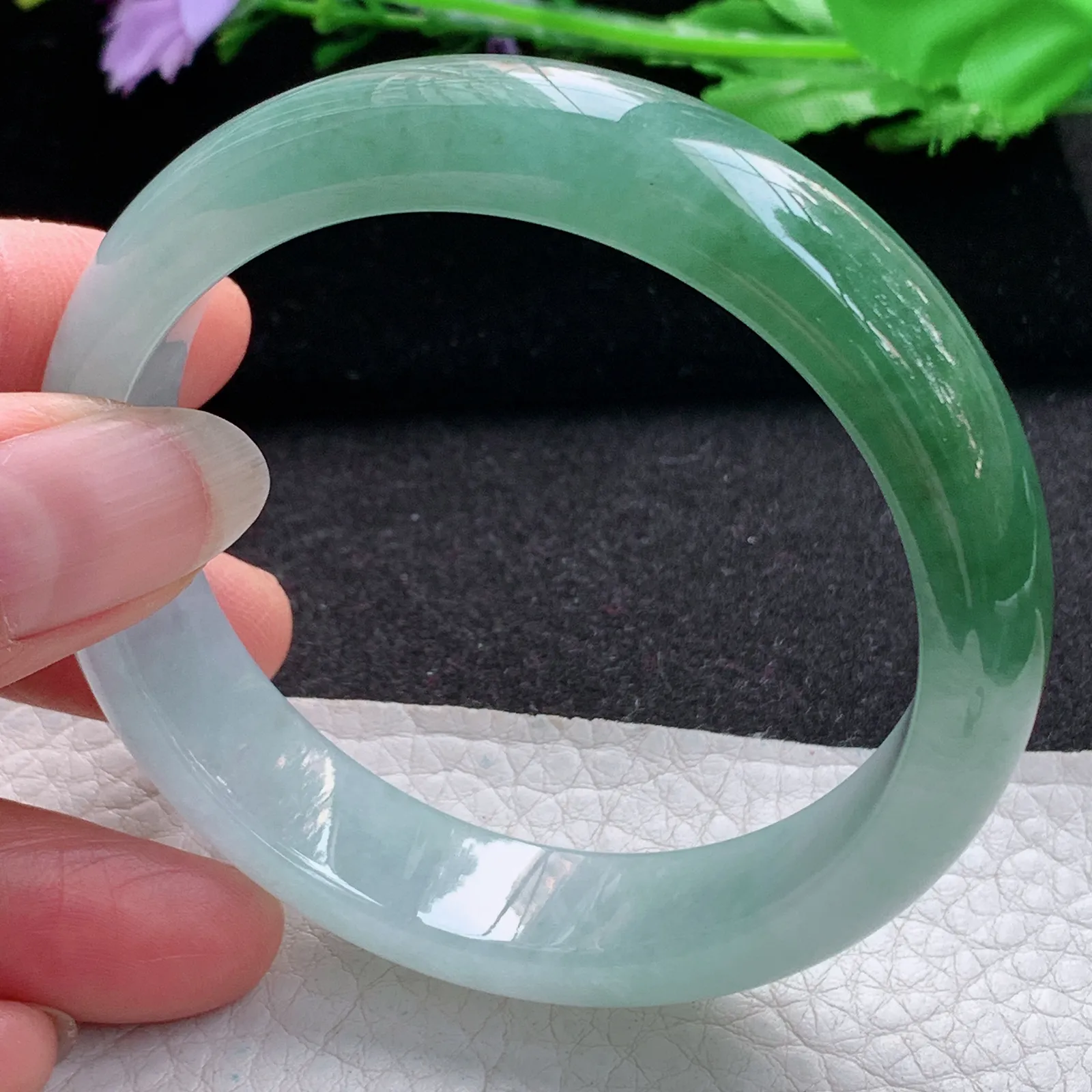 xo实拍56*13.8*7.6平安镯 缅甸翡翠a货玉手镯冰润半山水宽边玉手环