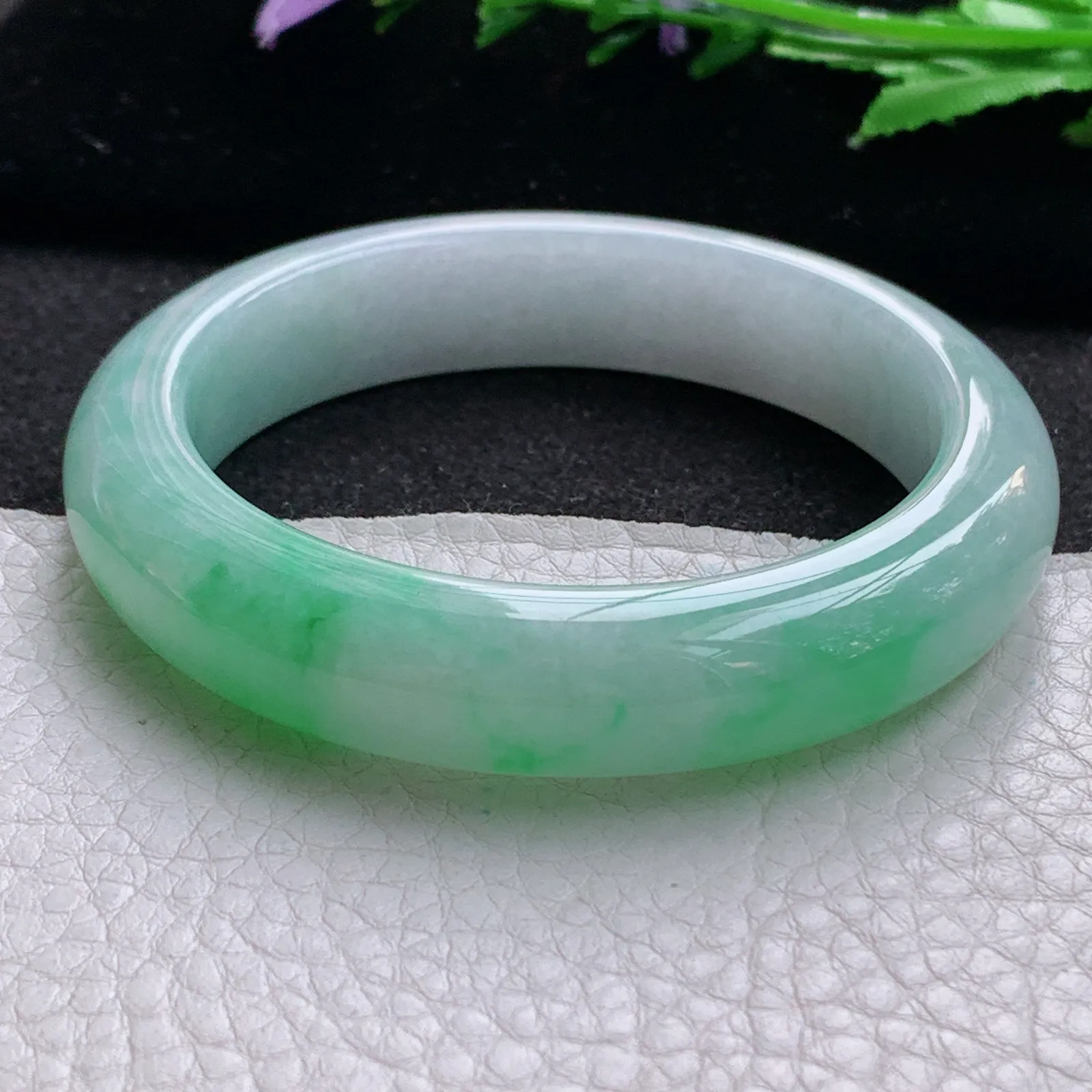 hf实拍56*12.8*9.2平安镯 缅甸翡翠a货玉手镯飘绿厚装宽边玉手环