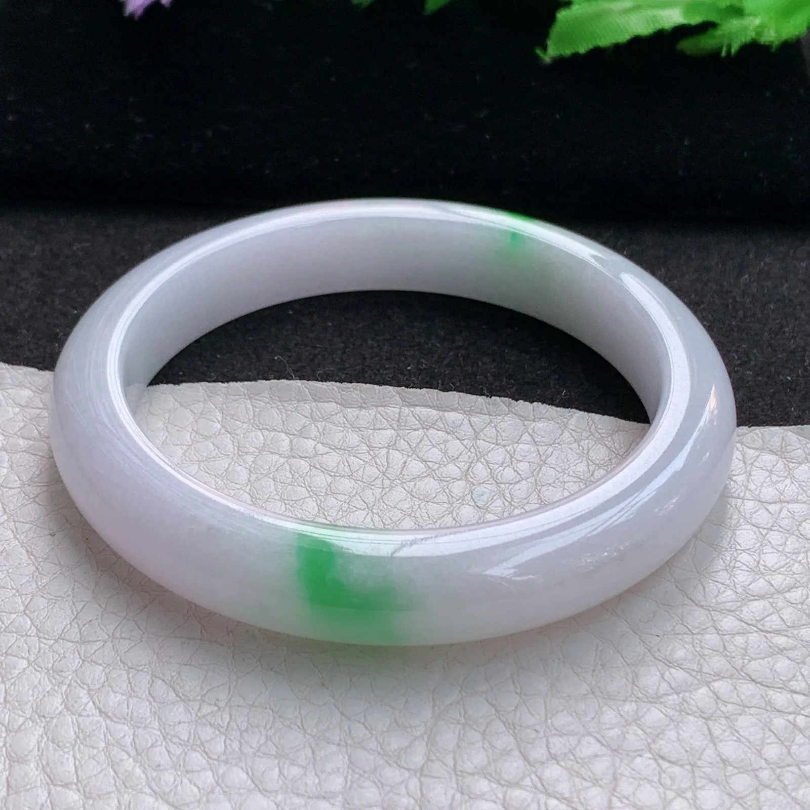 ss实拍56*10.7*8.2平安镯 缅甸翡翠a货玉手镯飘绿清爽宽边玉手环