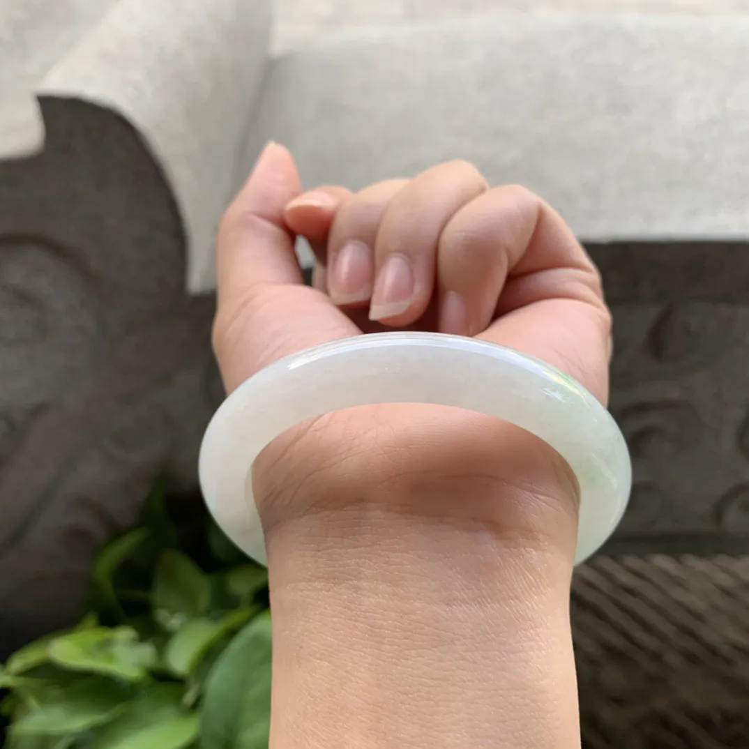 圈口 55-9.7-8.2【飘绿正圈手镯】正圈55 56可戴