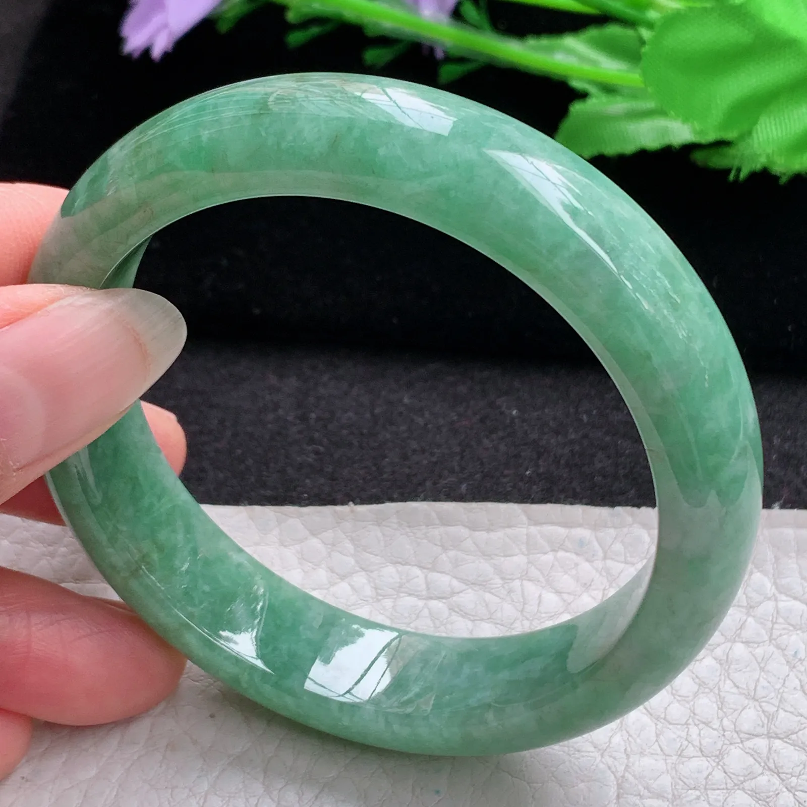 js实拍56*12.6*8平安镯 缅甸翡翠a货玉手镯胶感满绿宽边玉手环