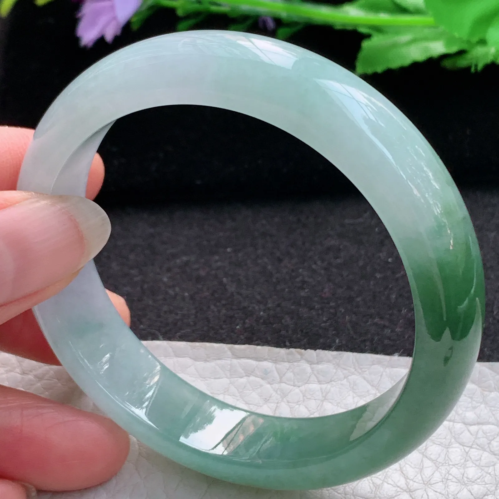 xo实拍56*13.8*7.6平安镯 缅甸翡翠a货玉手镯冰润半山水宽边玉手环