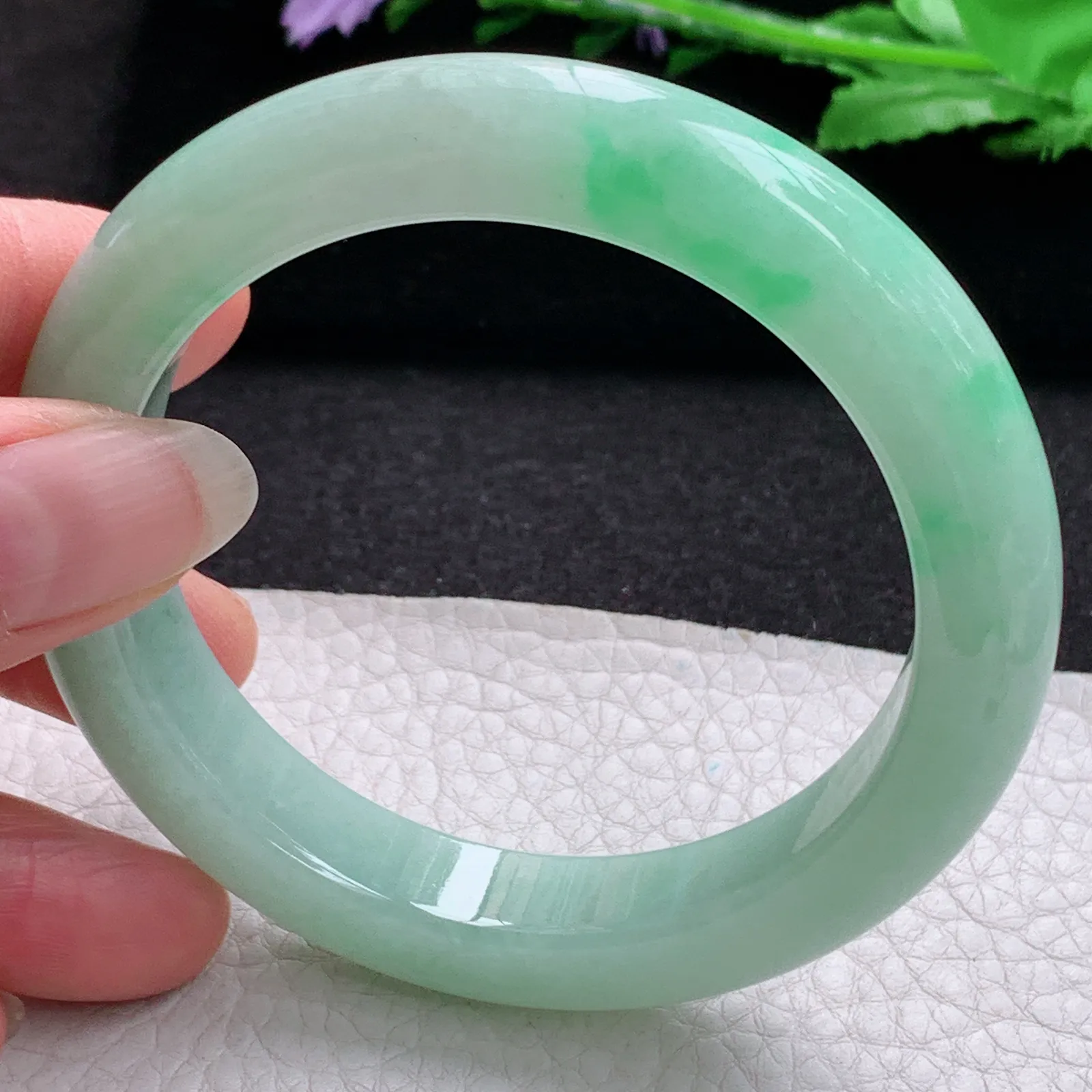nr实拍58*12*9.6平安镯 缅甸翡翠a货玉手镯胶感飘绿宽边玉手环
