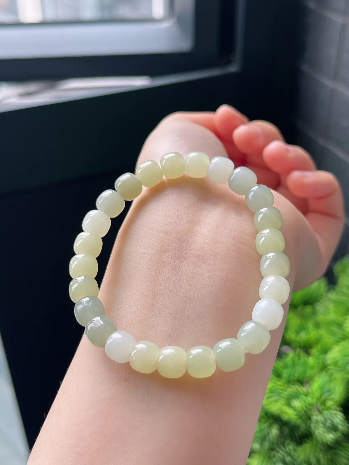 和田玉晴水多宝桶珠手串7.8mm