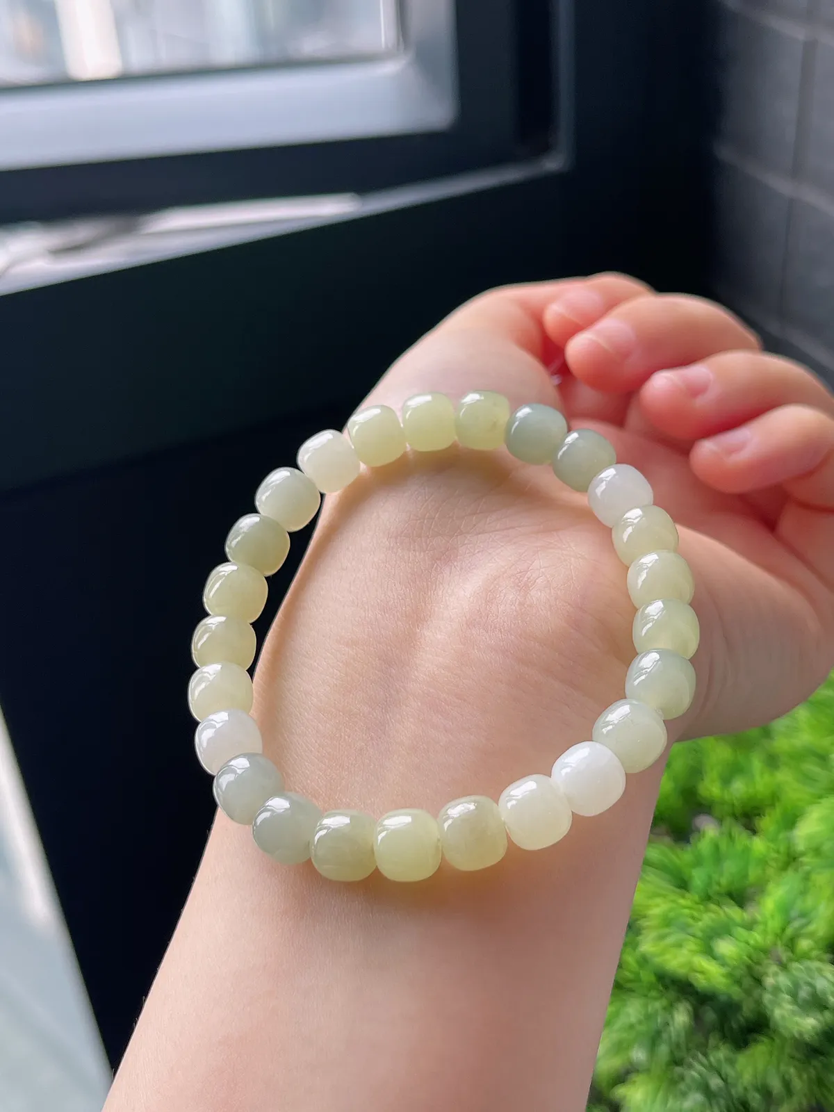 和田玉晴水多宝桶珠手串7.8mm