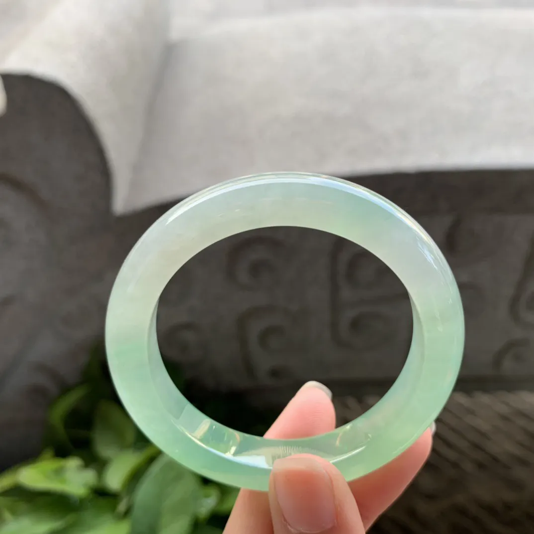 小圈口50.2-10.6-8.2 【冰种阳绿正圈手镯】正圈50 51可戴