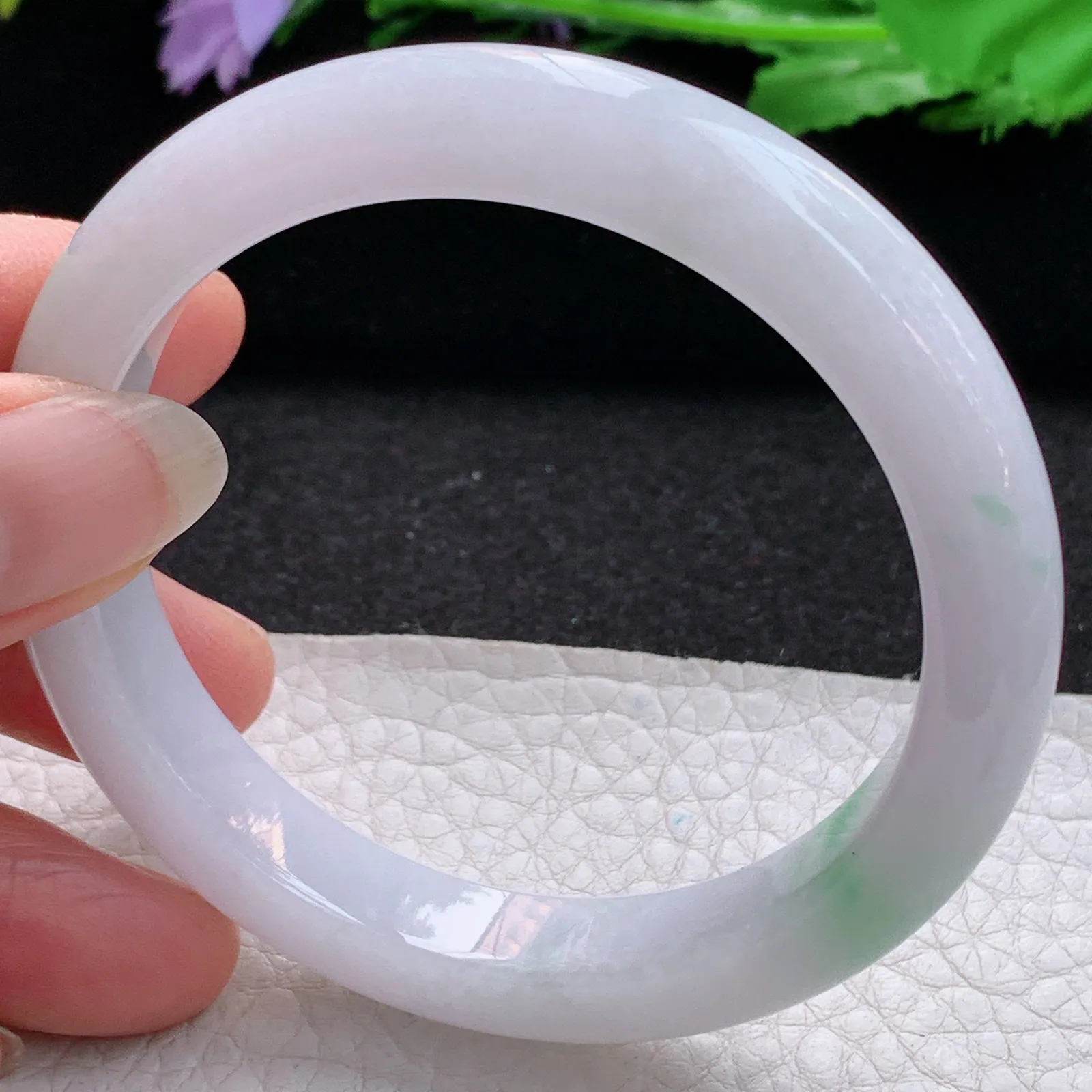 ss实拍56*10.7*8.2平安镯 缅甸翡翠a货玉手镯飘绿清爽宽边玉手环