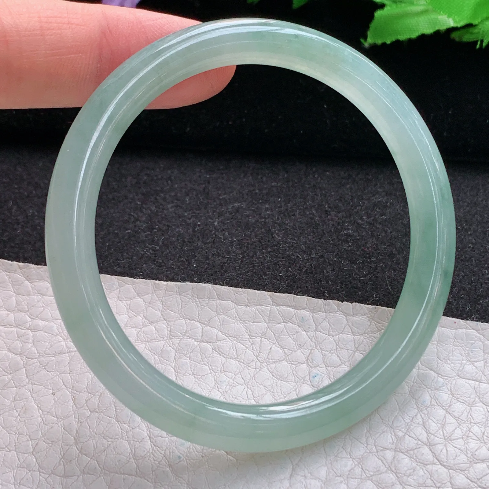 ay实拍54.5*7*7.5美人镯 缅甸翡翠a货玉手镯冰晴清爽圆条叮当镯