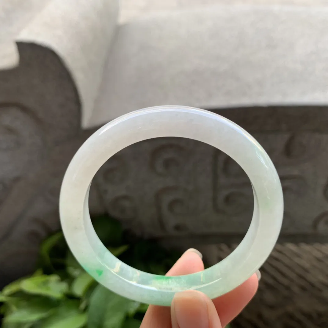 圈口 55-9.7-8.2【飘绿正圈手镯】正圈55 56可戴