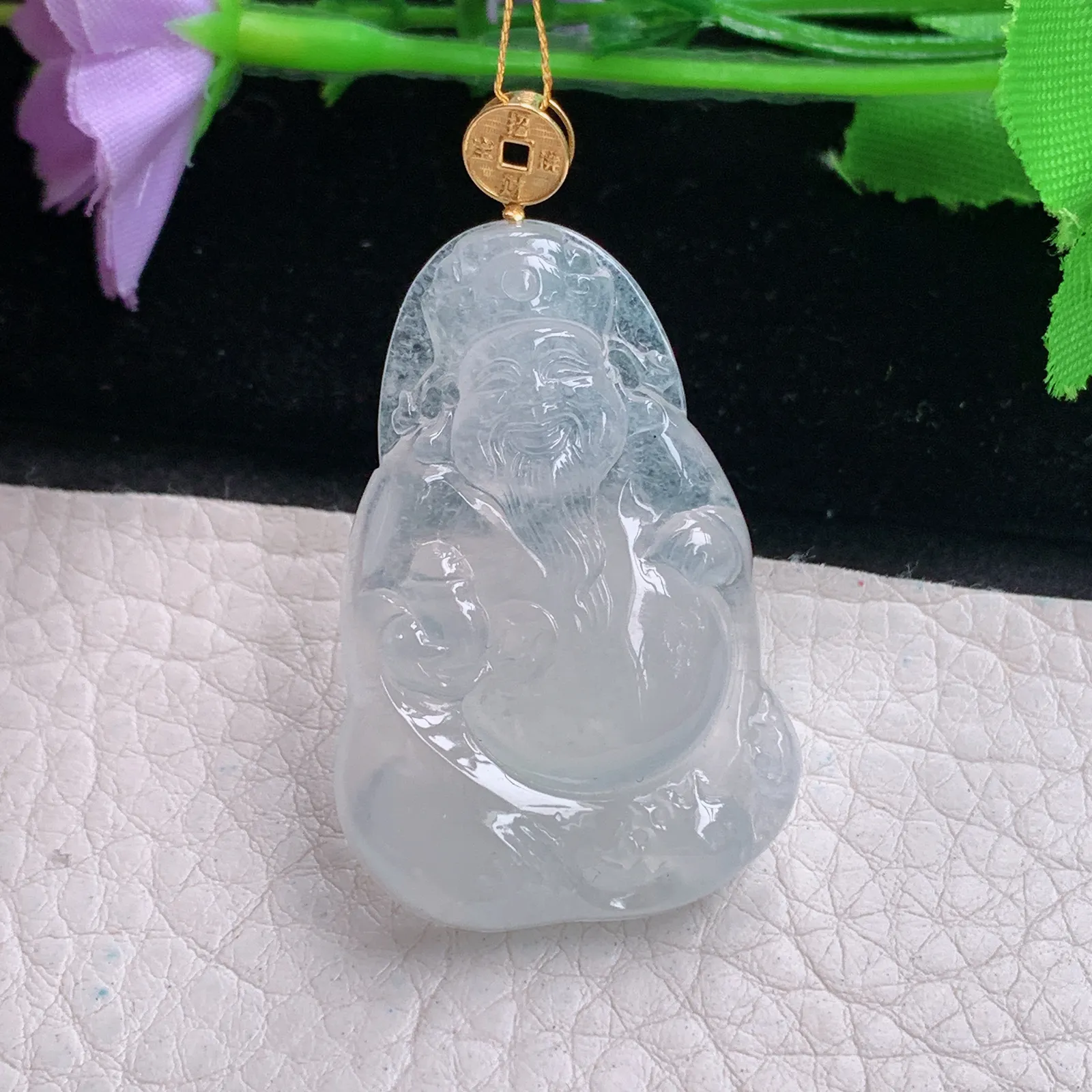 ws实拍40.5*27.3*6缅甸翡翠精雕冰种财神爷 财爷玉吊坠 玉挂件