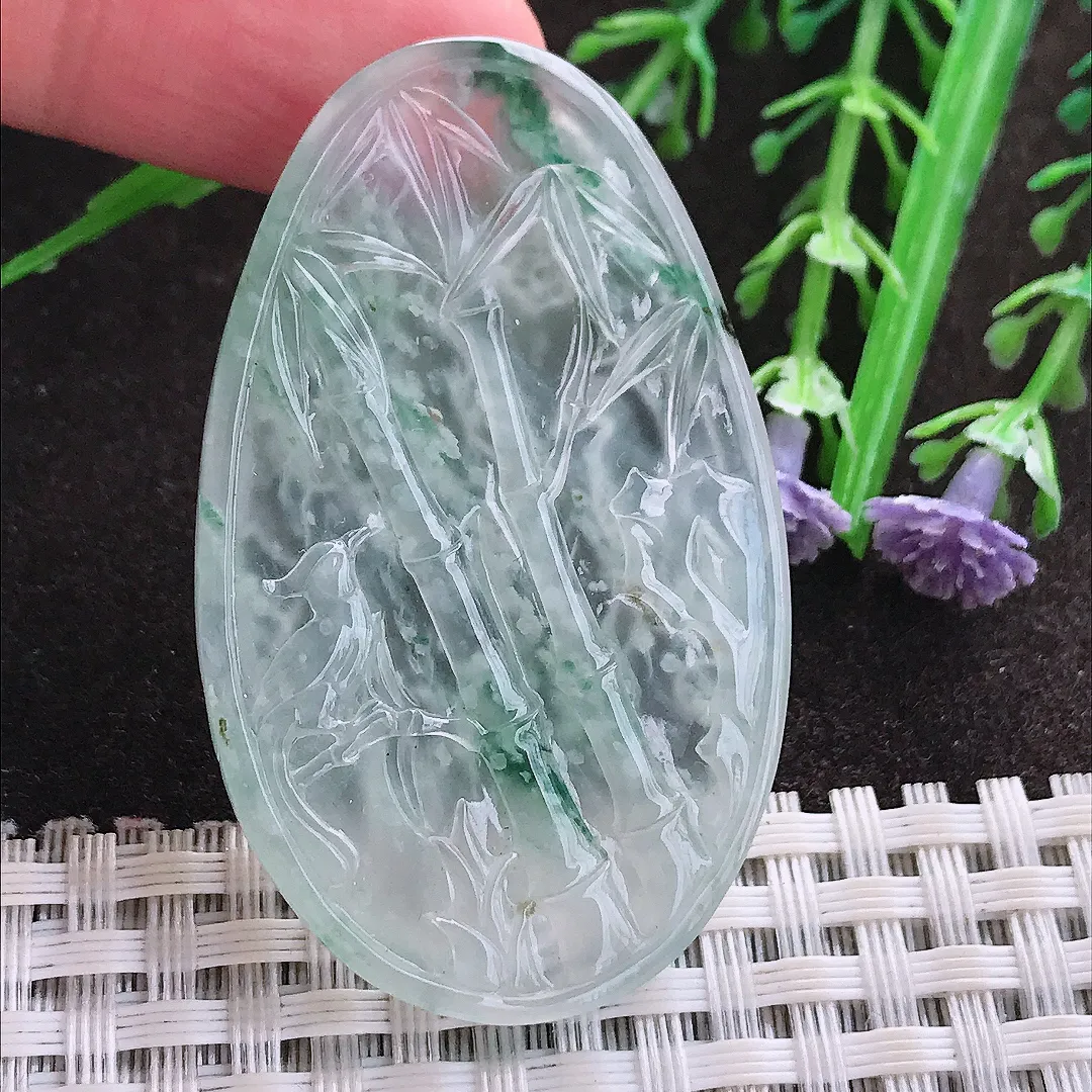 实拍A货翡翠50.5/30.9/4.5老坑玻璃种冰透飘花竹节吊坠翡翠玉牌挂件喜上眉梢