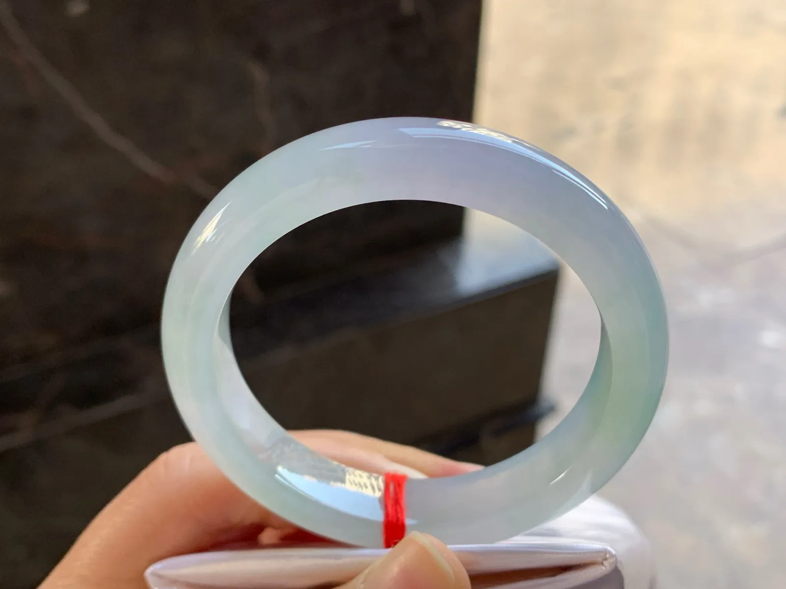 54-11.6-8.7

冰种淡春彩手镯^_^冰透清新