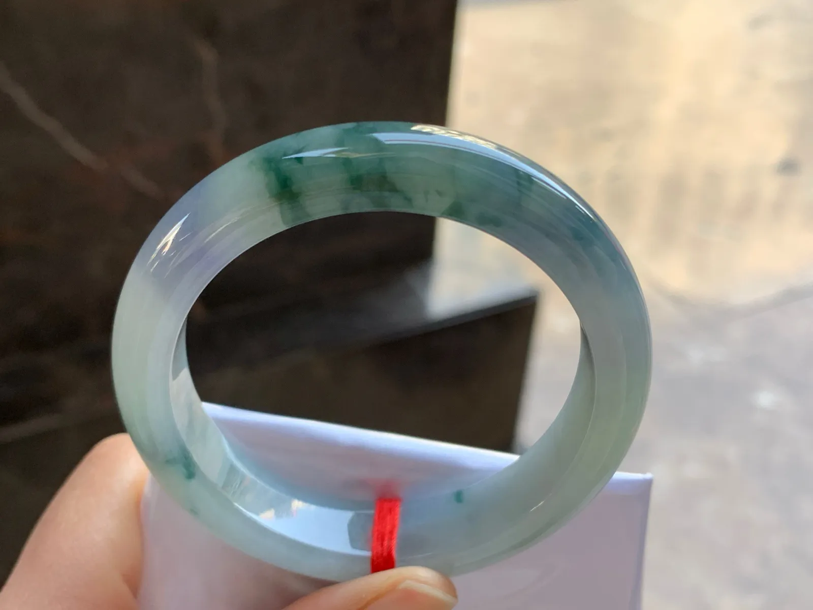 53.5-12.8-8.2

飘花手镯^_^颜色浓郁