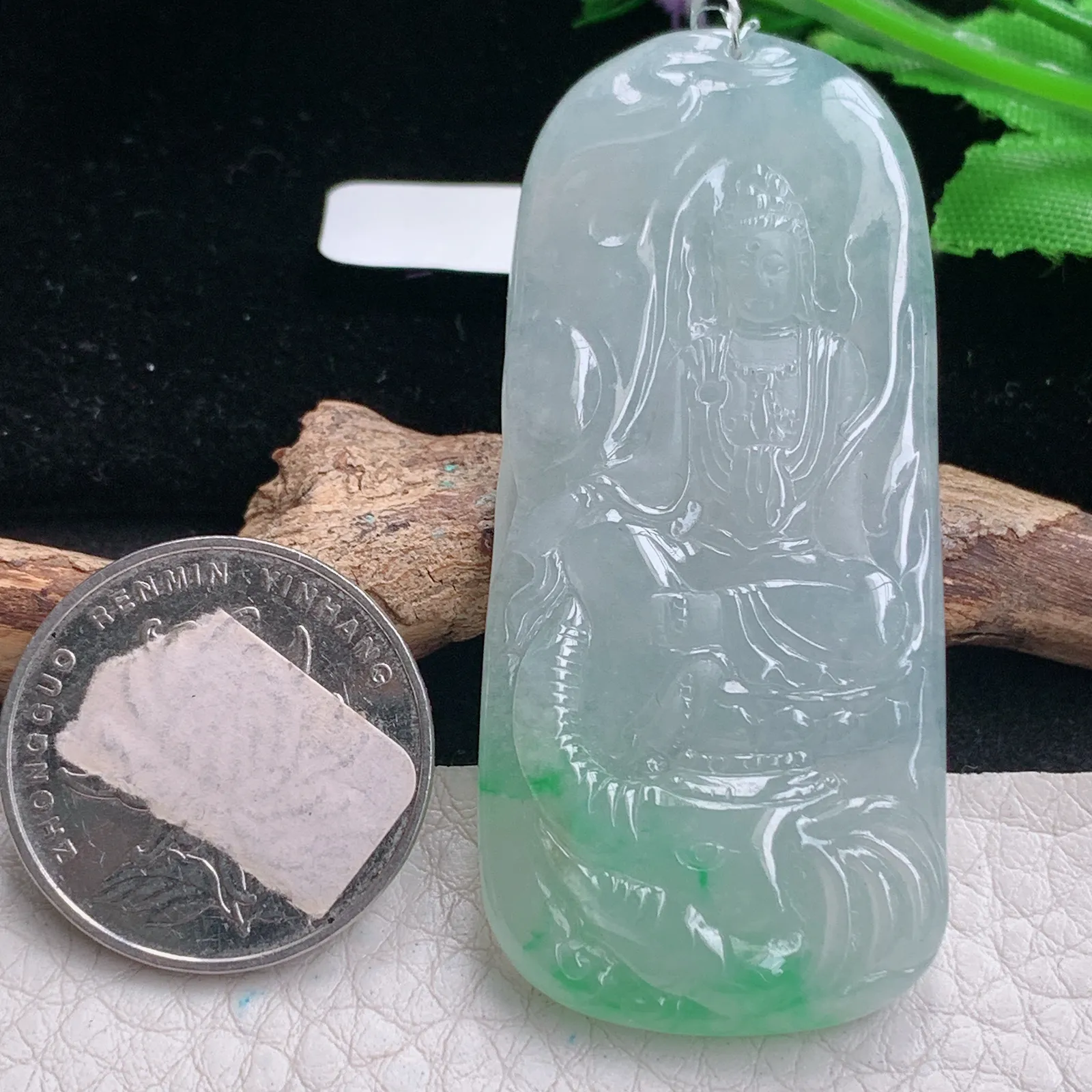 qxm实拍60*26.8*6缅甸翡翠精雕冰飘绿花普贤菩萨 生肖守护神玉吊坠 玉挂件