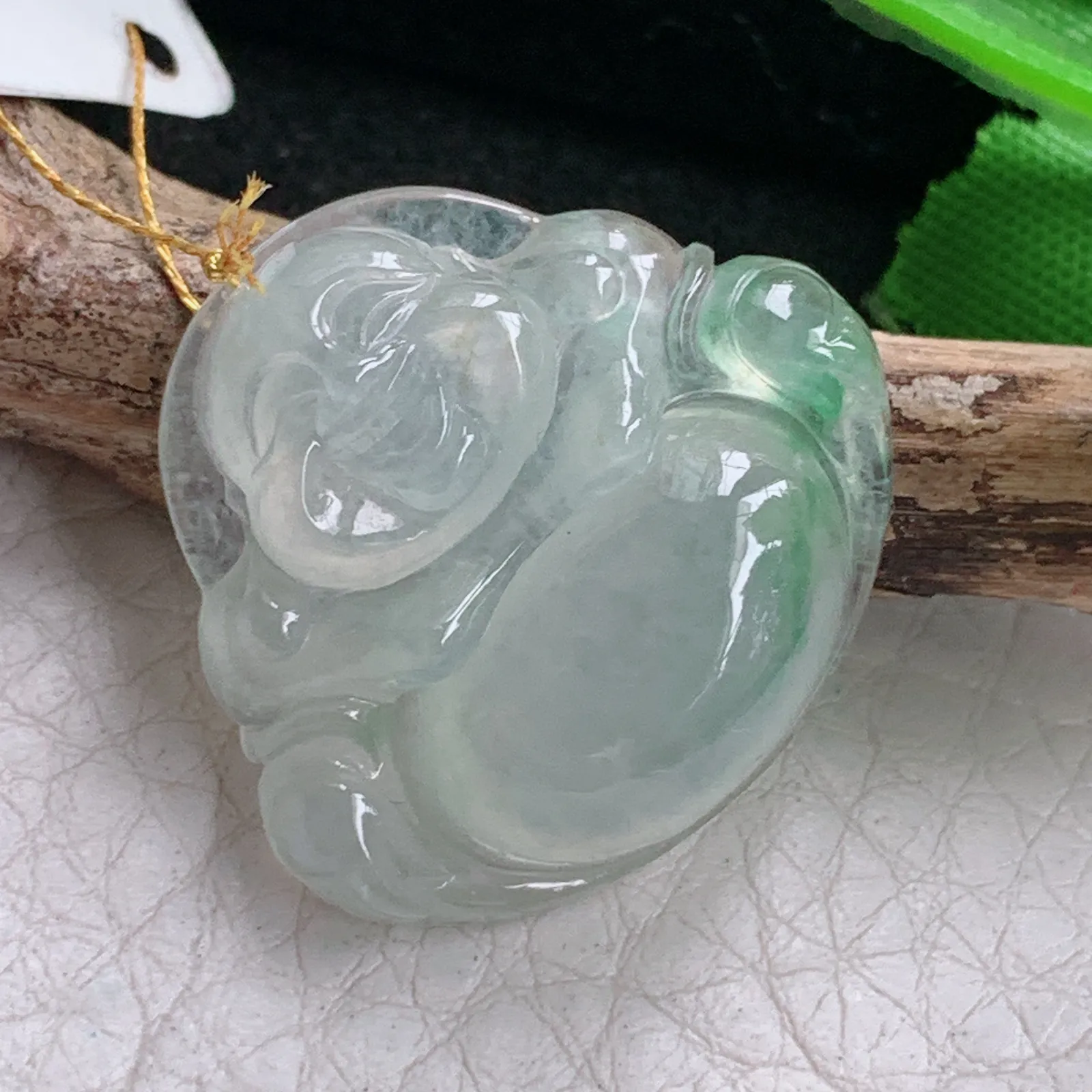 ws实拍26*27.6*7.5缅甸翡翠精雕冰飘绿饱满佛公 开心佛玉吊坠 玉挂件