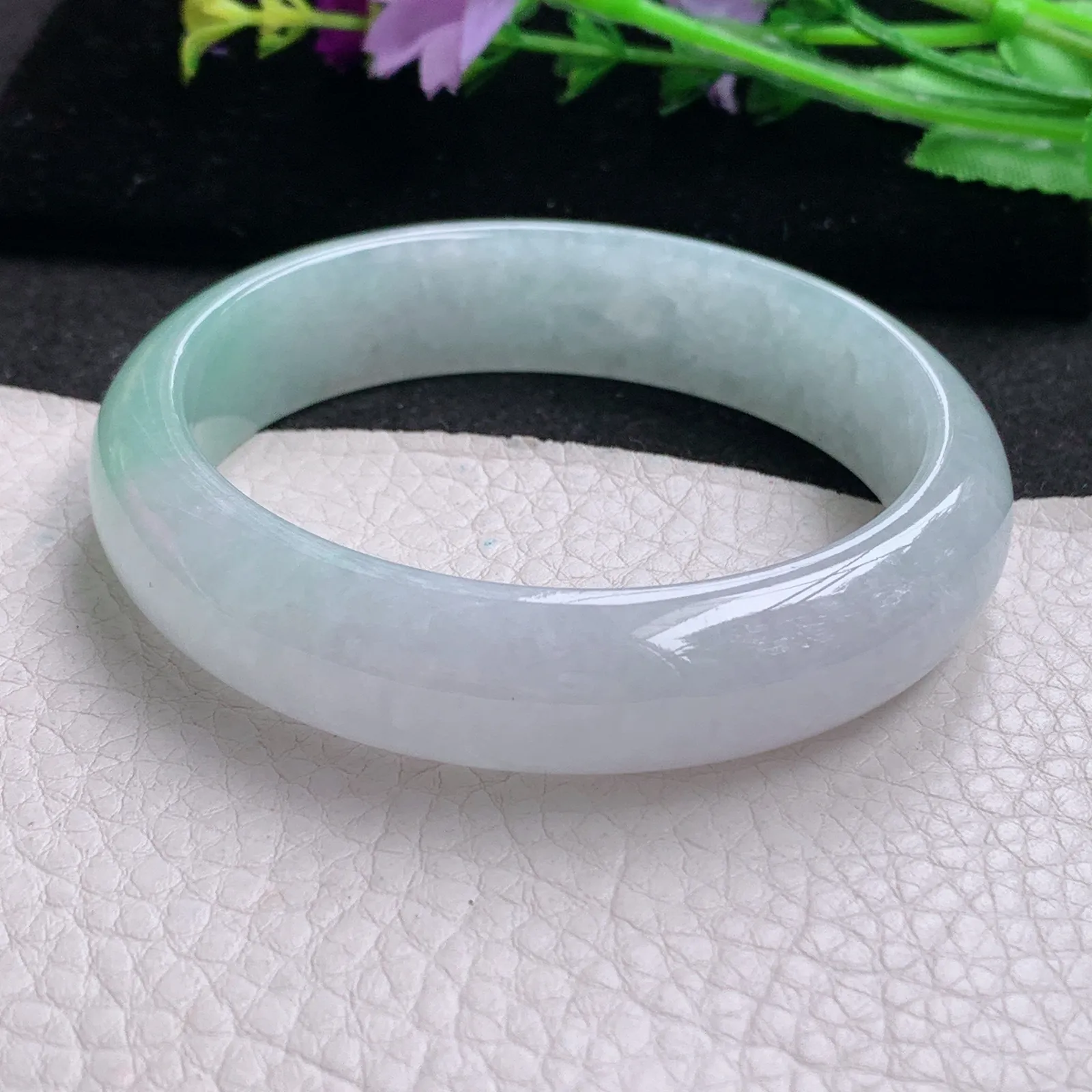 ll实拍58.5*14.6*7.8缅甸翡翠手镯冰透正圈平安镯宽版镯子淡绿手镯
