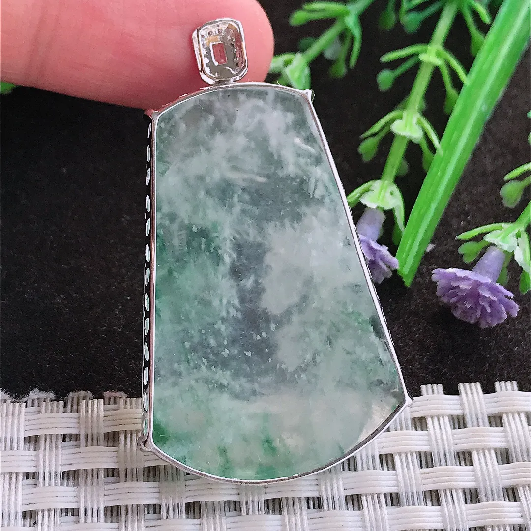 实拍A货翡翠47.8/28.8/7老坑18k金镶嵌冰种冰飘花山水牌吊坠翡翠玉牌挂件