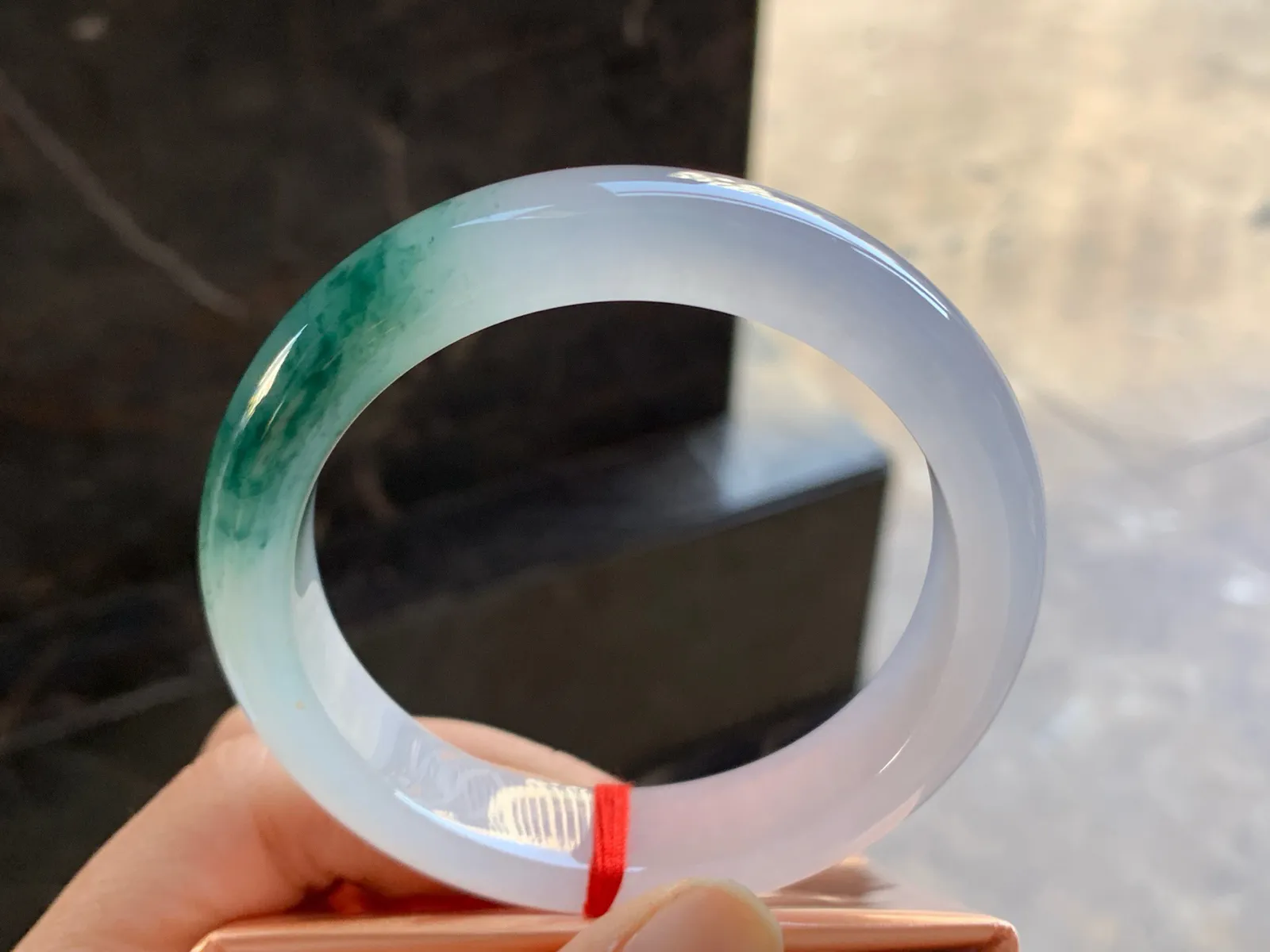 57-13-9

冰蓝花手镯^_^飘花灵韵