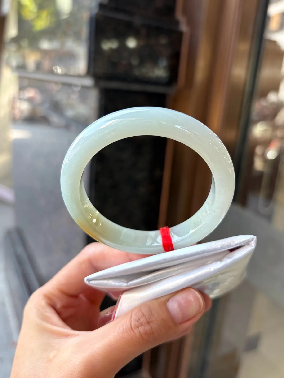 黄翡正圈成品
⭕️56-11.7-8.5