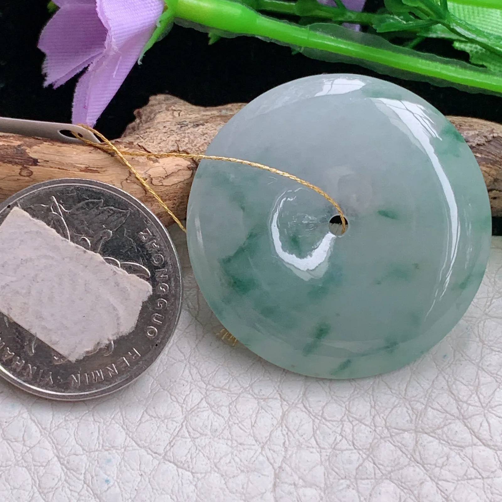 ws实拍35*5.8缅甸翡翠精雕冰飘花大平安扣 玉扣玉吊坠 玉挂件