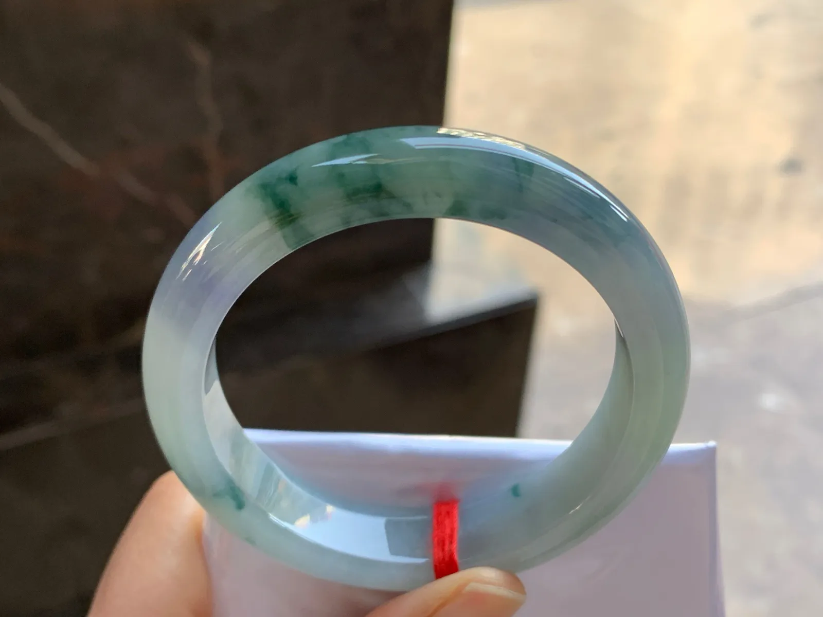 53.5-12.8-8.2

飘花手镯^_^颜色浓郁