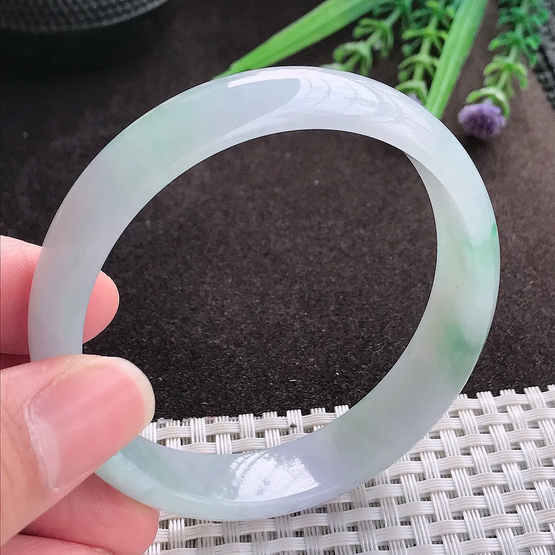 实拍A货翡翠58/14/6.6老坑冰润起胶飘花手镯翡翠玉镯子平安镯