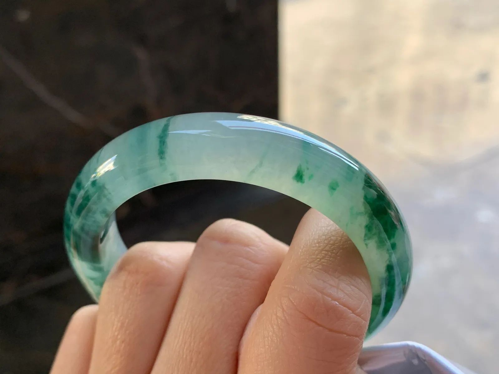 52-12.7-8.5

冰种飘花手镯^_^飘花浓郁