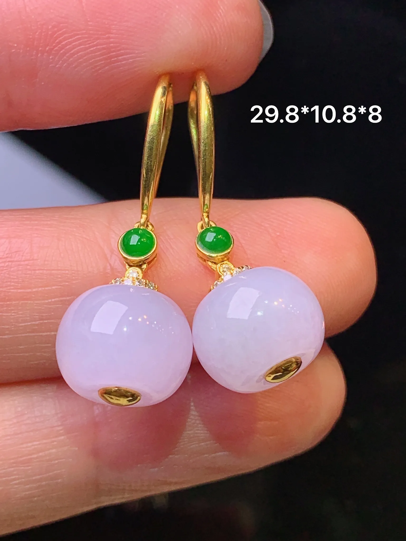 18k金钻镶嵌紫罗兰算盘珠耳坠 玉质细腻 色泽清新艳丽 整体尺寸29.8*10.8*8